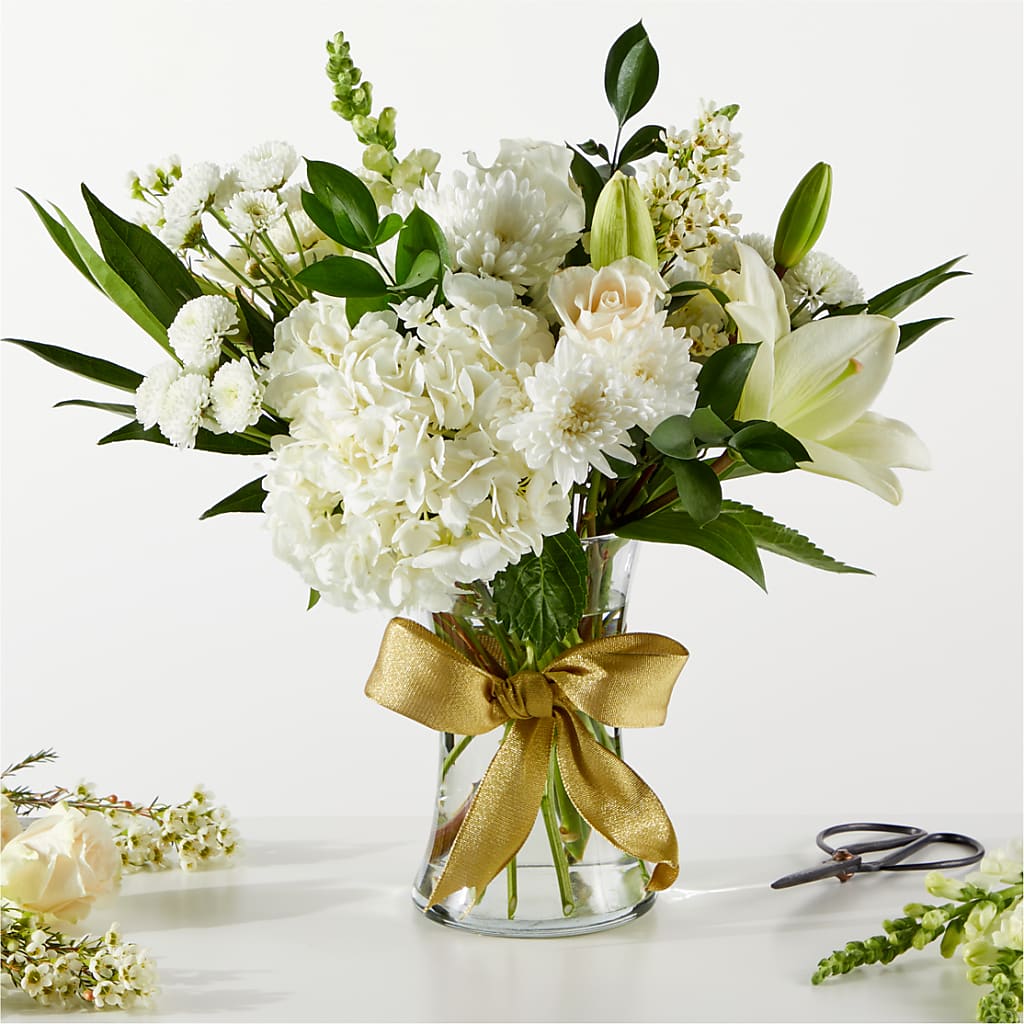 New Beginnings – A Florist Original – BELLE FLEURS & DESSINS, Lexington KY