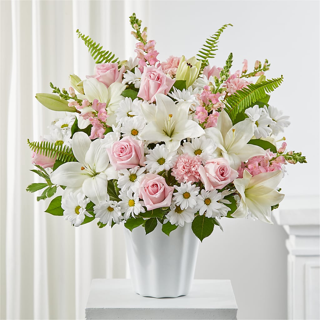 Soft Touch Tabletop Basket – BELLE FLEURS & DESSINS, Lexington KY
