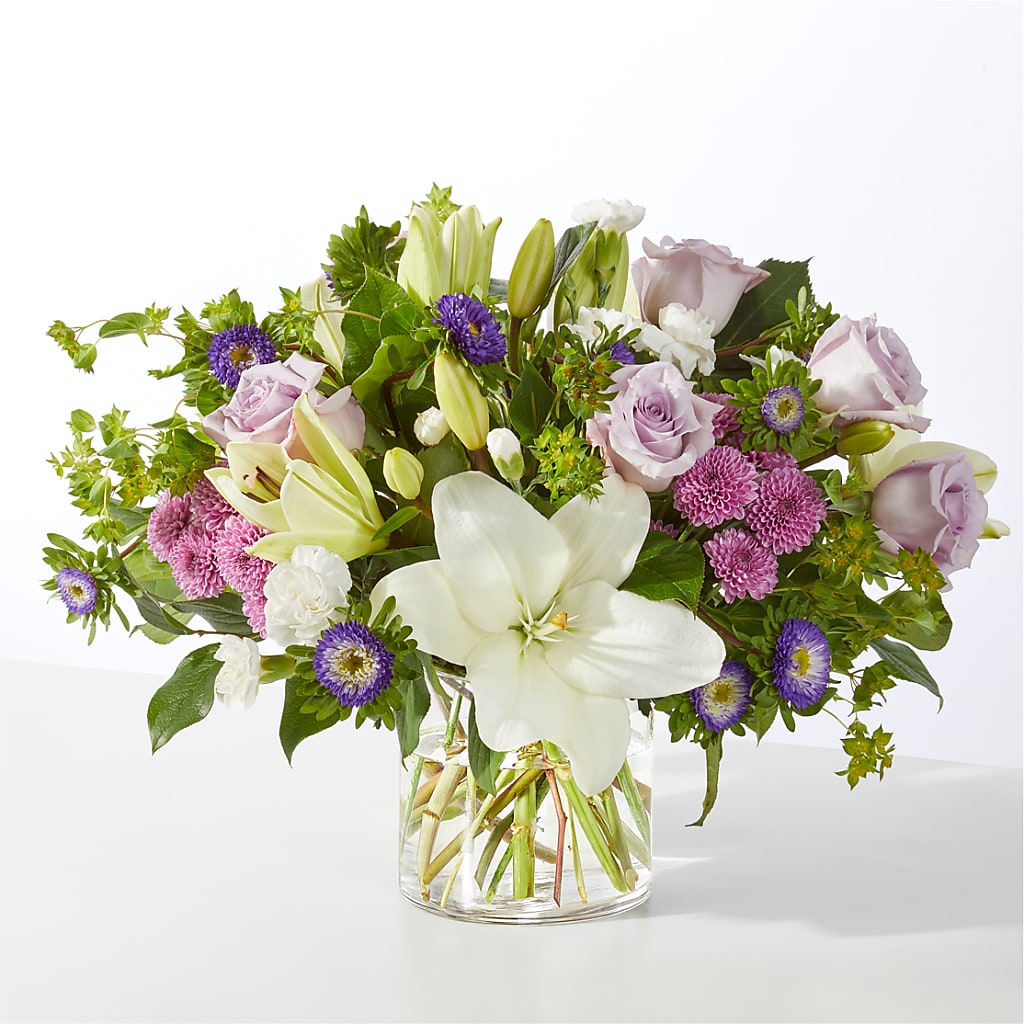 April Showers Bouquet – BELLE FLEURS & DESSINS, Lexington KY