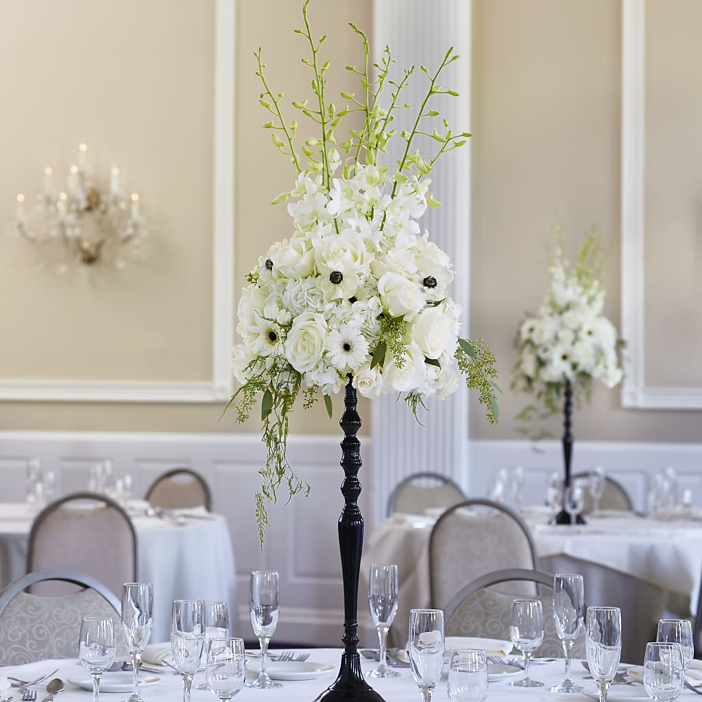 Regency Centerpiece – BELLE FLEURS & DESSINS, Lexington KY