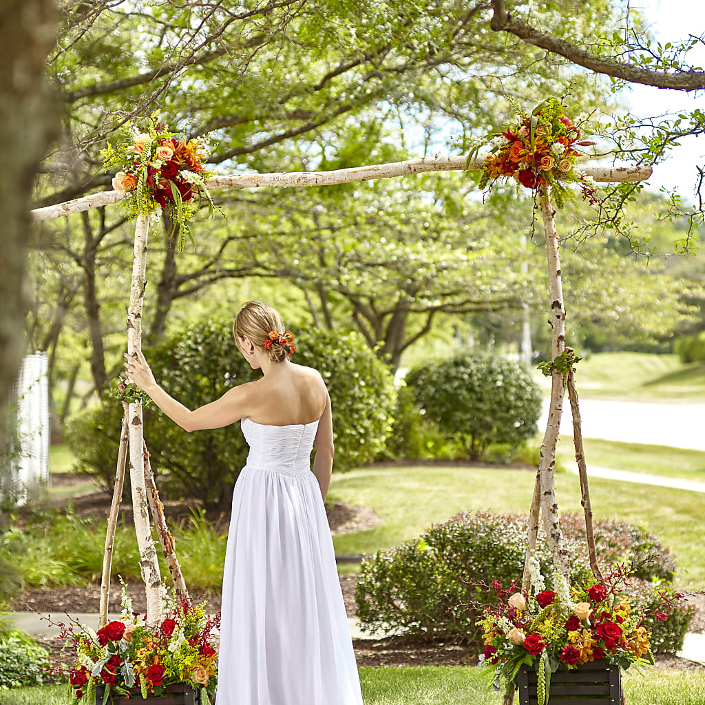 Arbor of Love Archway – BELLE FLEURS & DESSINS, Lexington KY
