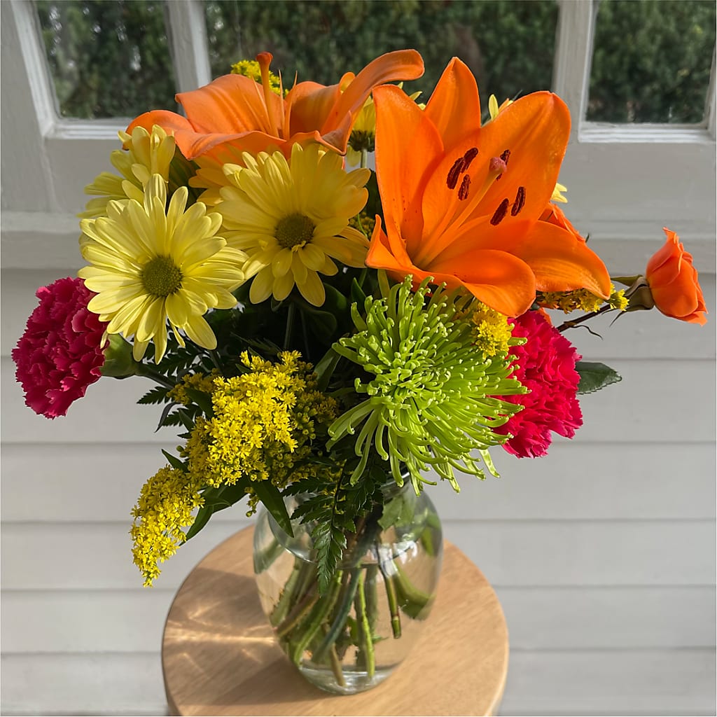 Bold & Bright – A Florist Original – BELLE FLEURS & DESSINS, Lexington KY
