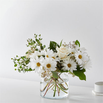 Fresh Linen Bouquet – BELLE FLEURS & DESSINS, Lexington KY