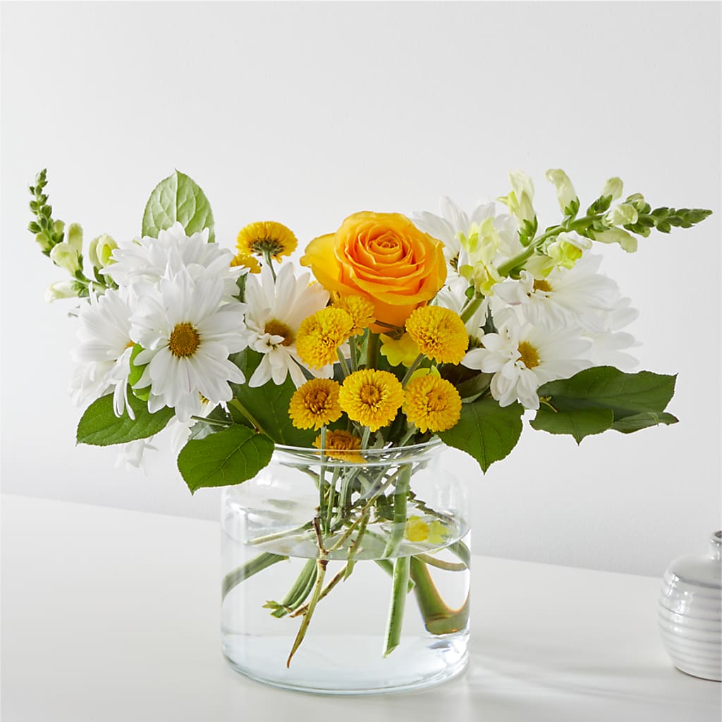 Sun Salutation Bouquet – BELLE FLEURS & DESSINS, Lexington KY