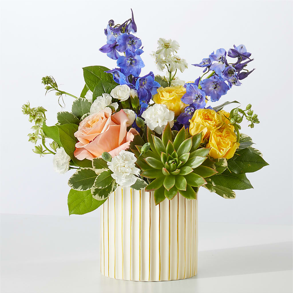 Cobalt Reverie Bouquet – BELLE FLEURS & DESSINS, Lexington KY