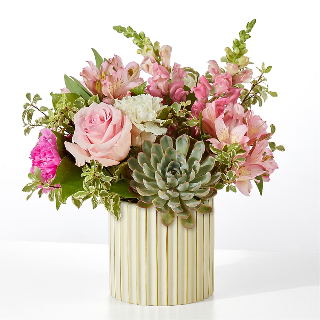 Magenta Musings Bouquet – BELLE FLEURS & DESSINS, Lexington KY