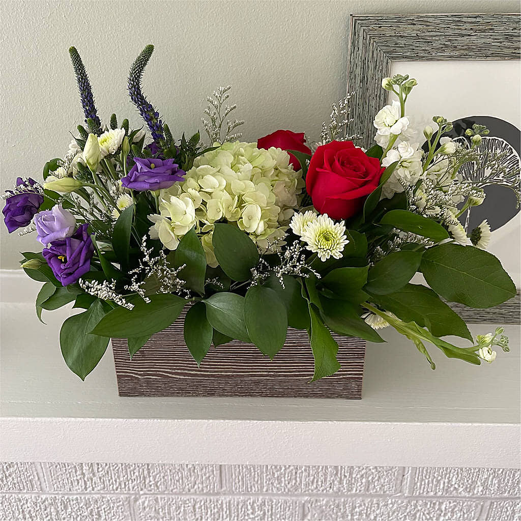 Sweet Magnolia Bouquet – BELLE FLEURS & DESSINS, Lexington KY
