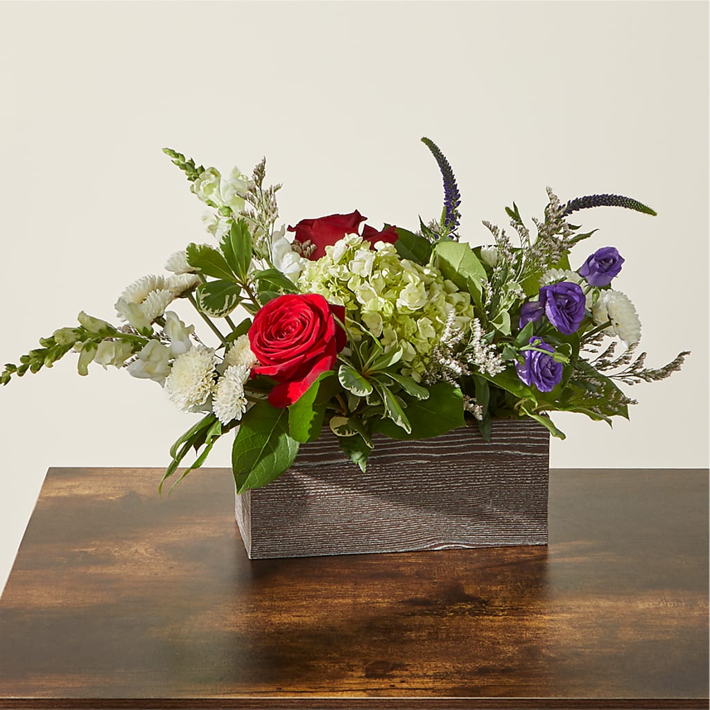 Sweet Magnolia Bouquet – BELLE FLEURS & DESSINS, Lexington KY