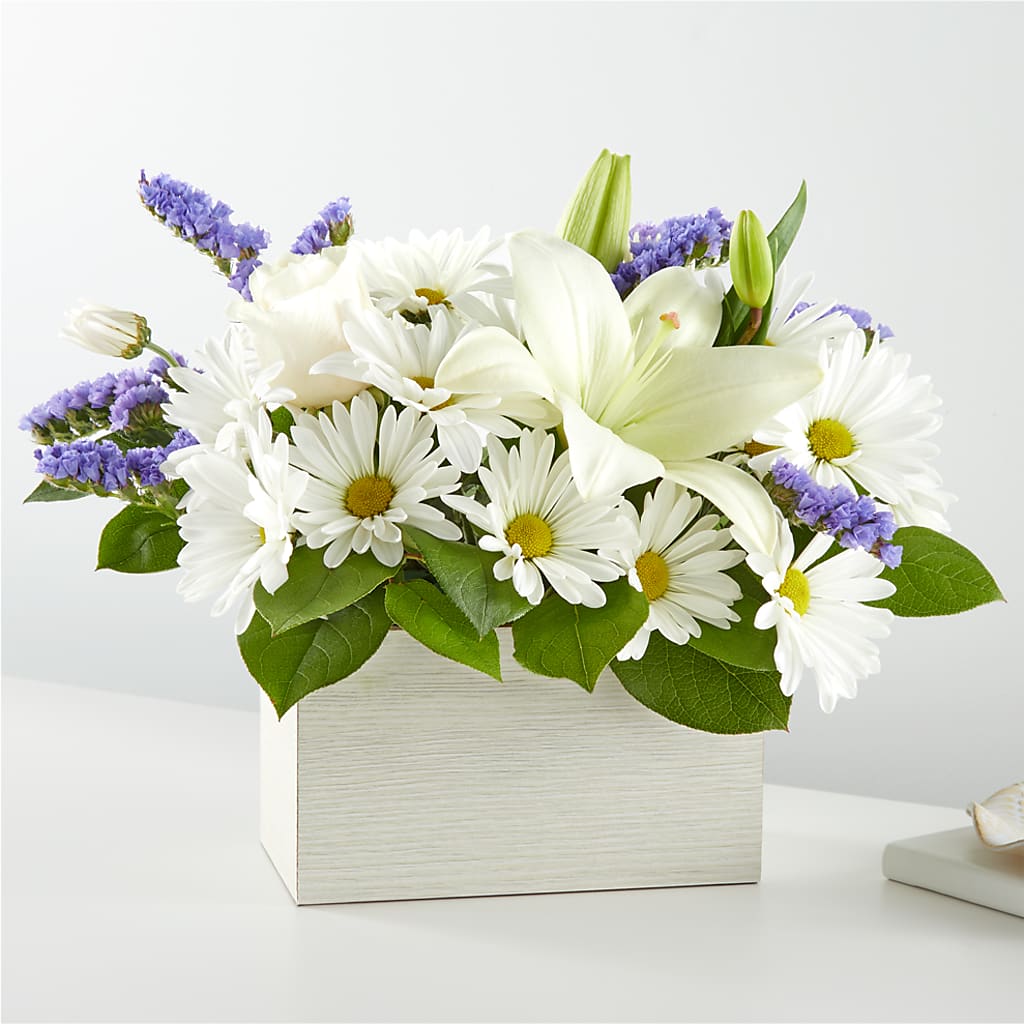 Beyond Blue Box Bouquet – BELLE FLEURS & DESSINS, Lexington KY