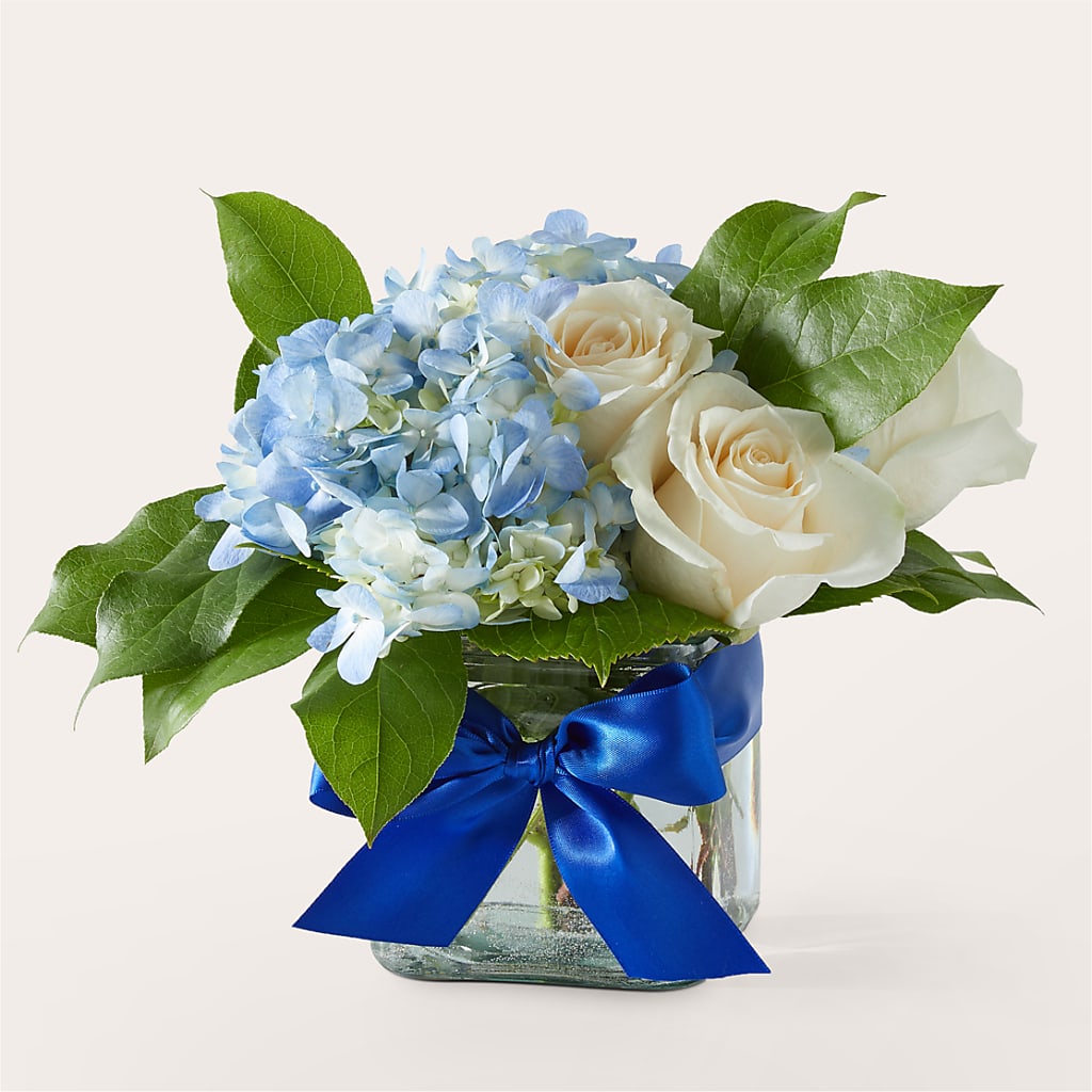 Sky Blue Delight Bouquet – BELLE FLEURS & DESSINS, Lexington KY