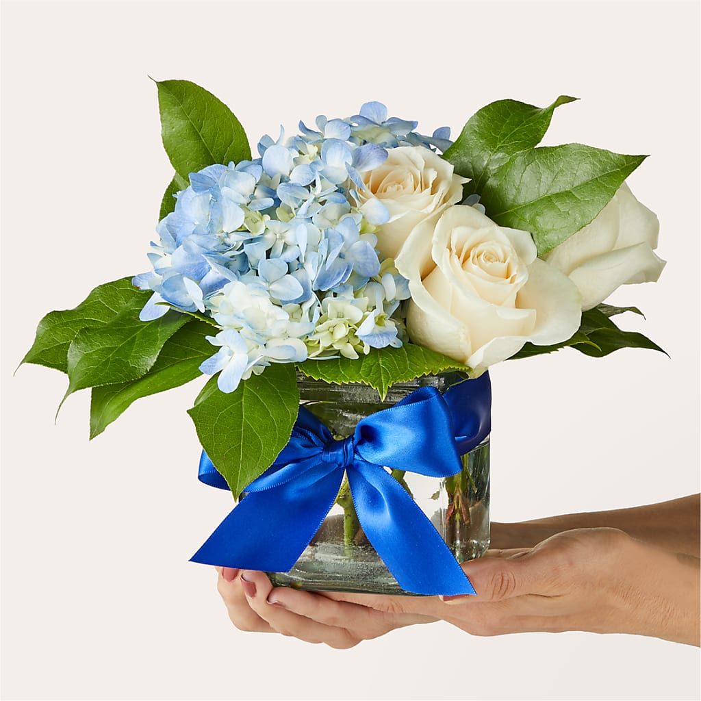 Sky Blue Delight Bouquet – BELLE FLEURS & DESSINS, Lexington KY