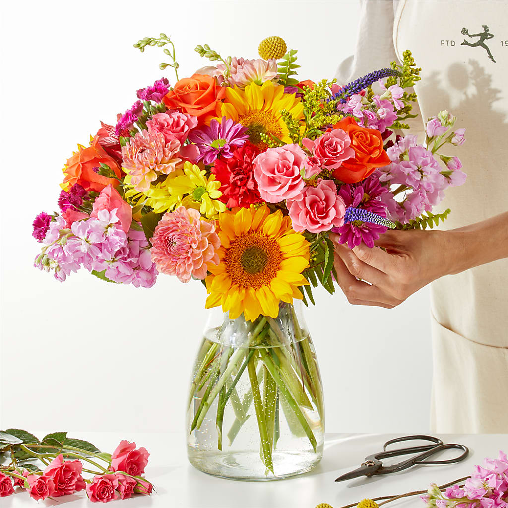 Cue the Confetti - A Florist Original – BELLE FLEURS & DESSINS, Lexington KY