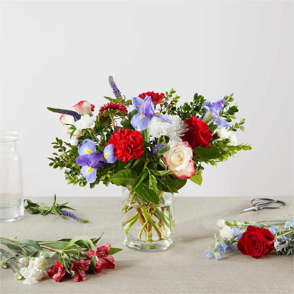 Star Spangled - A Florist Original – BELLE FLEURS & DESSINS, Lexington KY