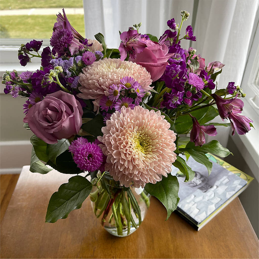 Ultraviolet Bouquet – BELLE FLEURS & DESSINS, Lexington KY