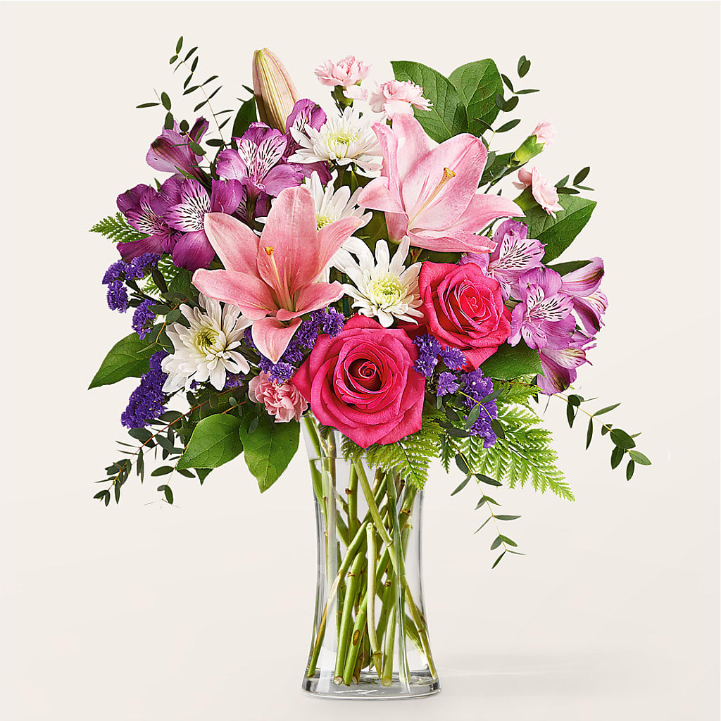 Lace & Pearls Bouquet – BELLE FLEURS & DESSINS, Lexington KY