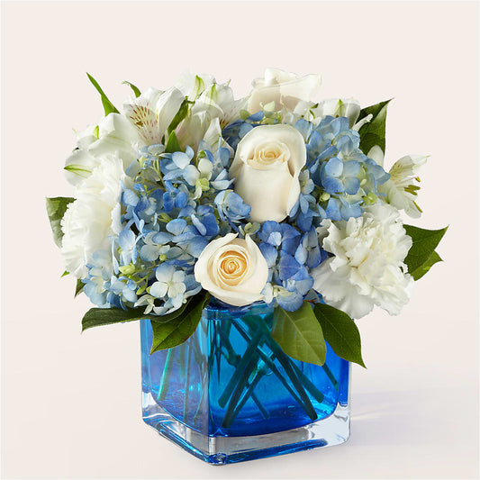 Soothing Waters Bouquet – BELLE FLEURS & DESSINS, Lexington KY