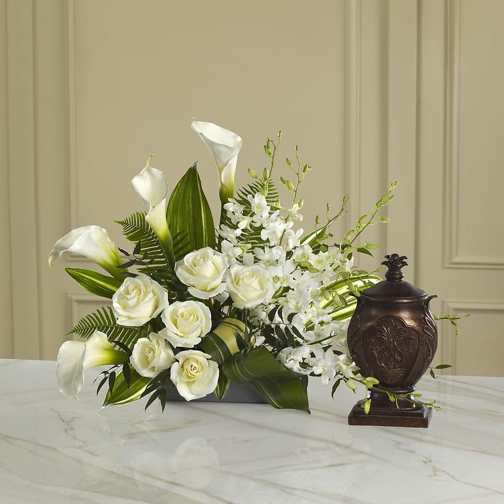 At Peace Arrangement – BELLE FLEURS & DESSINS, Lexington KY