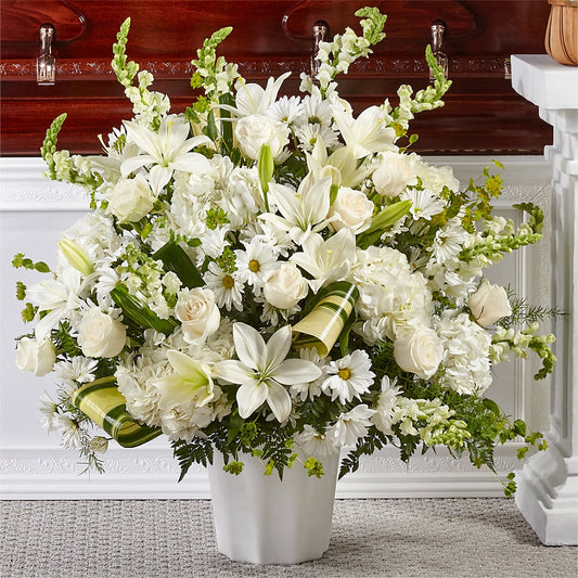 Thoughts of Tranquility Floor Basket – BELLE FLEURS & DESSINS, Lexington KY
