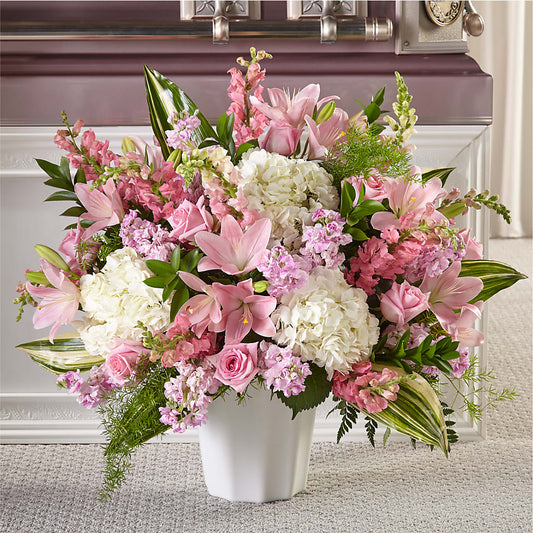 Simply Serene Floor Basket – BELLE FLEURS & DESSINS, Lexington KY