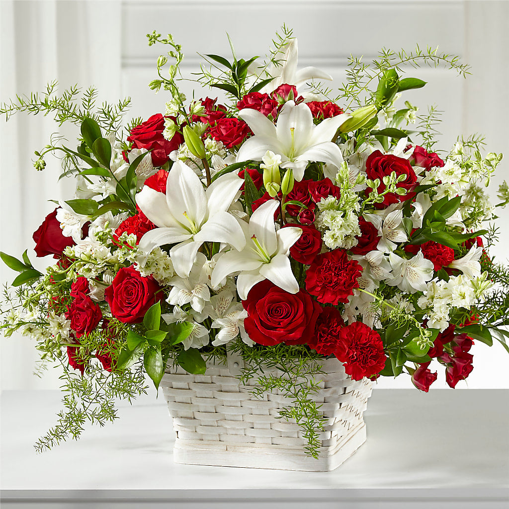Sentiments of Love Arrangement – BELLE FLEURS & DESSINS, Lexington KY