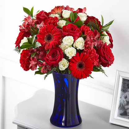 Hearts Embrace Bouquet – BELLE FLEURS & DESSINS, Lexington KY