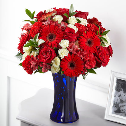 Hearts Embrace Bouquet – BELLE FLEURS & DESSINS, Lexington KY