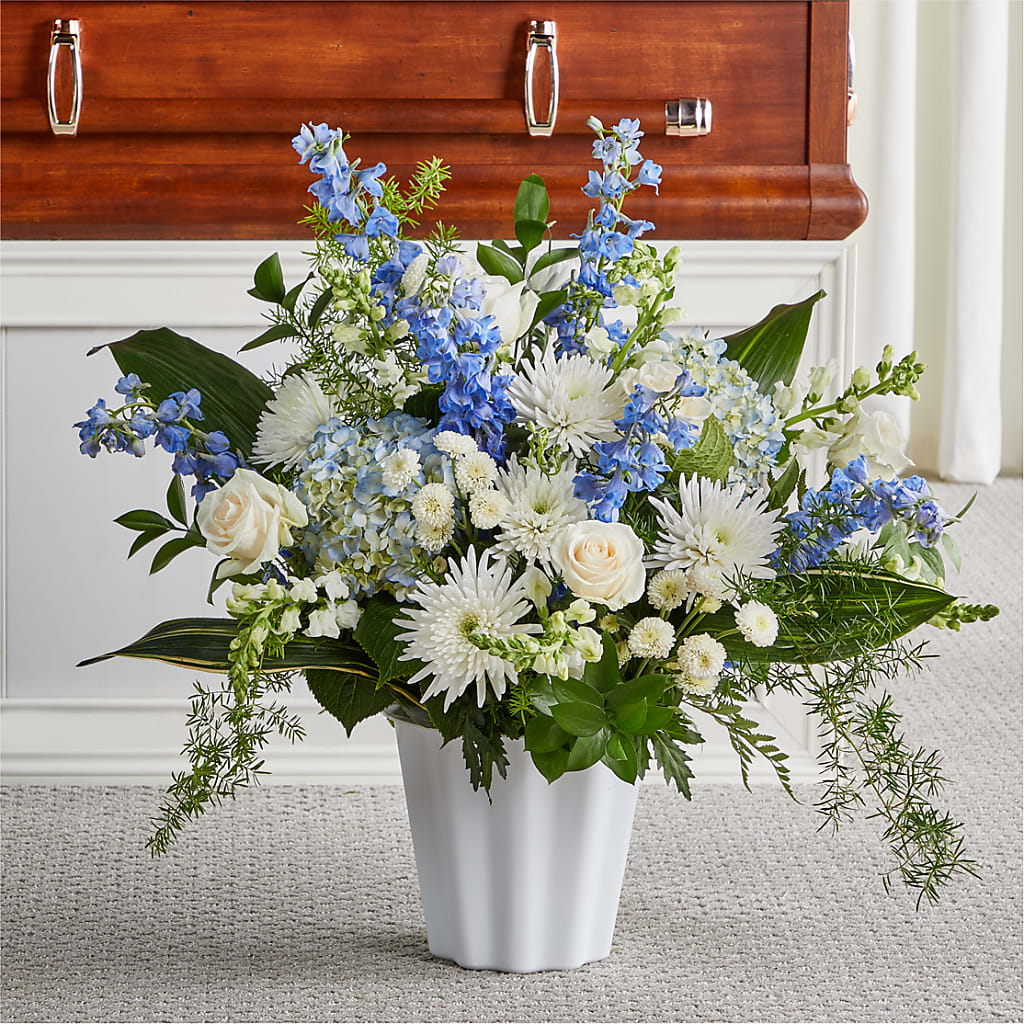 Everlasting Memories Floor Basket – BELLE FLEURS & DESSINS, Lexington KY