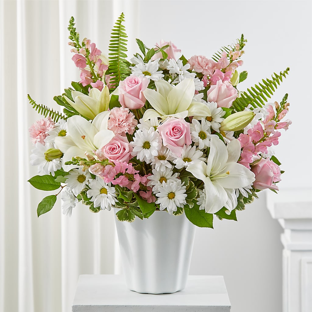 Soft Touch Tabletop Basket – BELLE FLEURS & DESSINS, Lexington KY