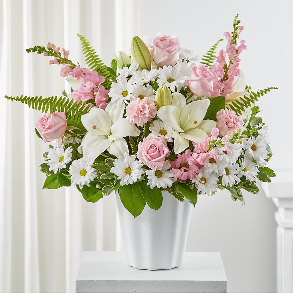 Soft Touch Tabletop Basket – BELLE FLEURS & DESSINS, Lexington KY