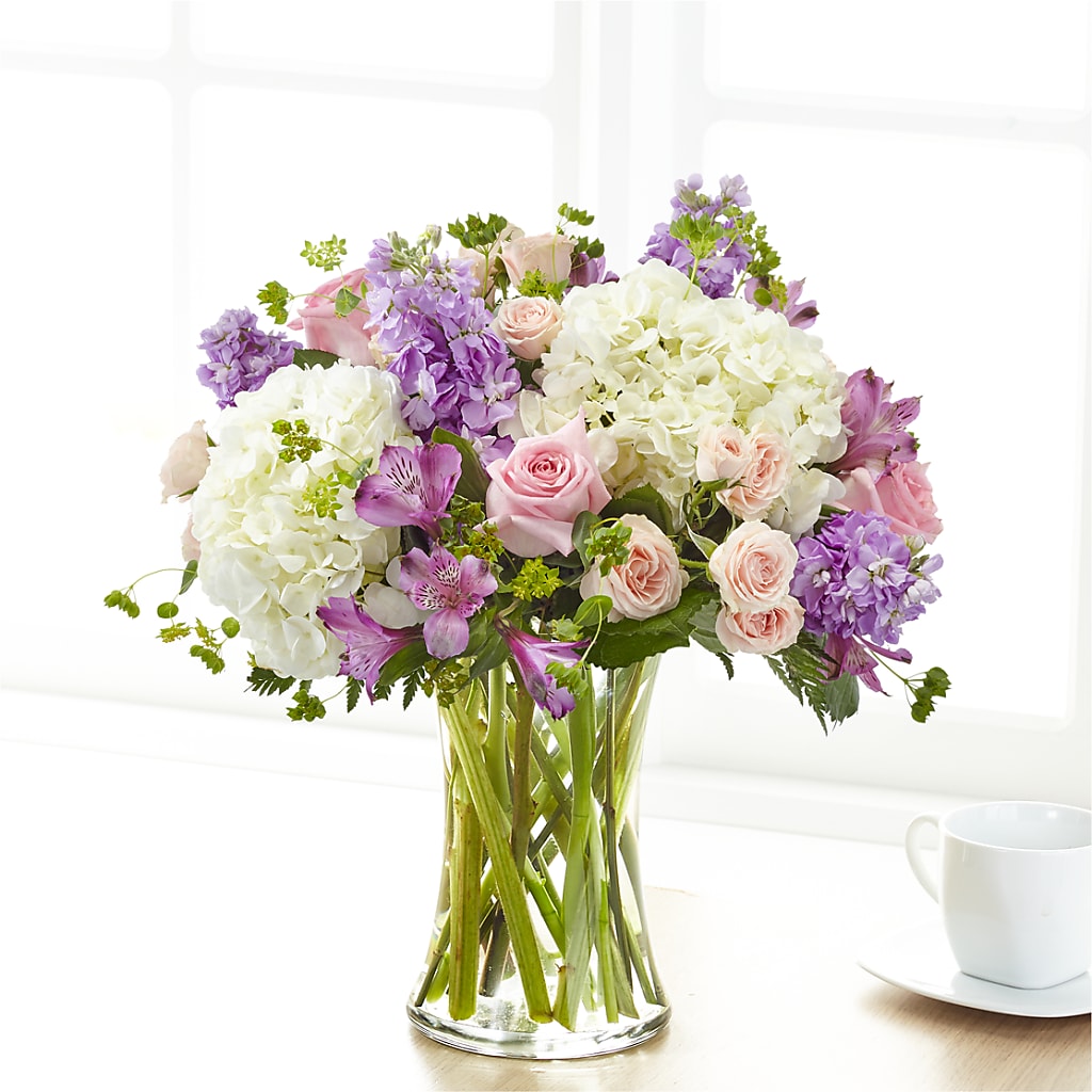 Shared Sentiment Bouquet – BELLE FLEURS & DESSINS, Lexington KY