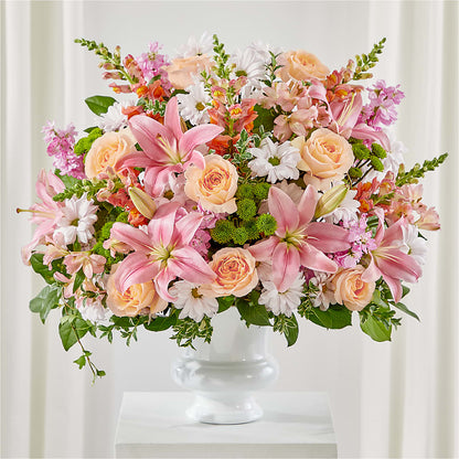 Heartfelt Gesture Urn Arrangement – BELLE FLEURS & DESSINS, Lexington KY