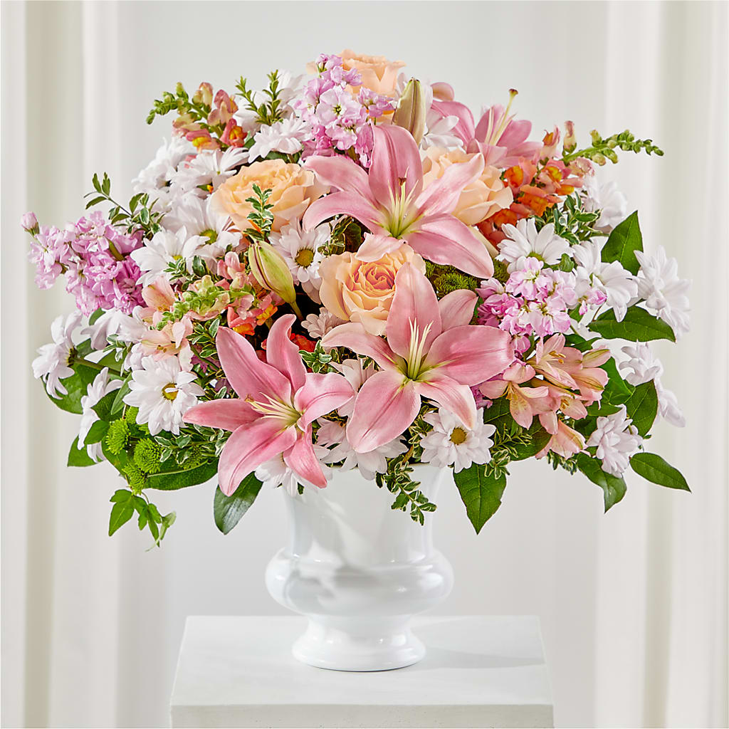 Heartfelt Gesture Urn Arrangement – BELLE FLEURS & DESSINS, Lexington KY