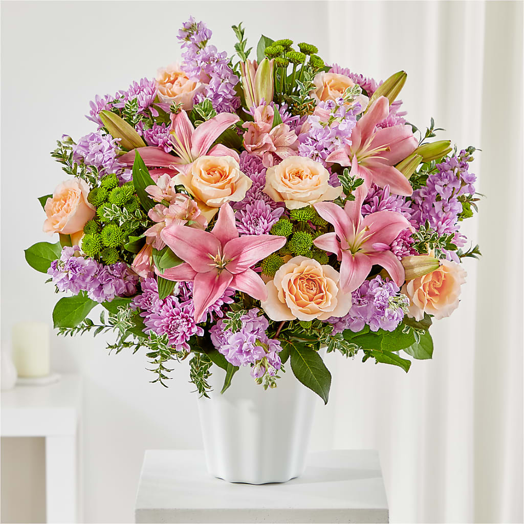 Supportive Embrace Tabletop Basket – BELLE FLEURS & DESSINS, Lexington KY
