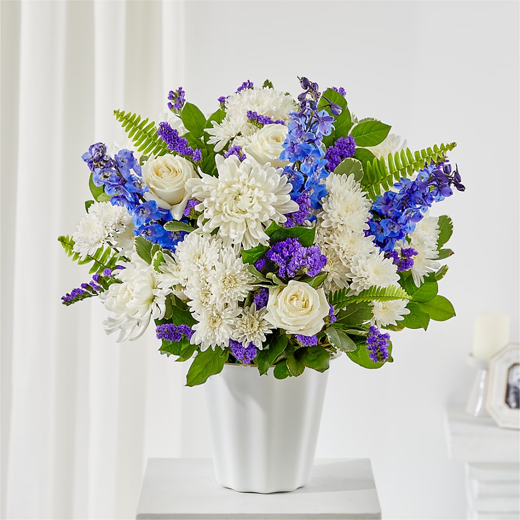 Hold Dear Tabletop Basket – BELLE FLEURS & DESSINS, Lexington KY