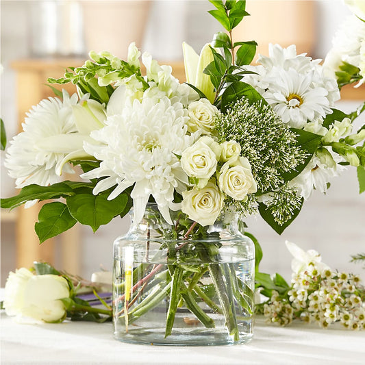 Classic Ivory – A Florist Original – BELLE FLEURS & DESSINS, Lexington KY