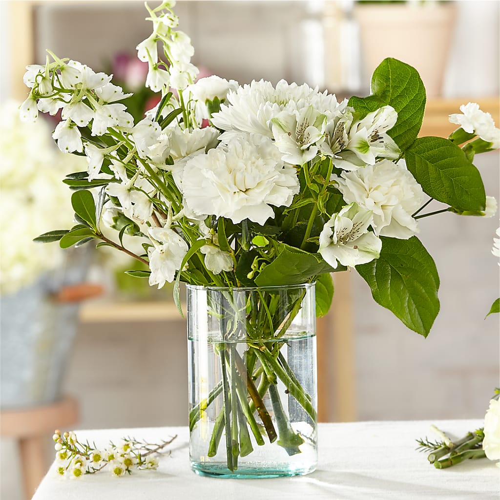 Classic Ivory – A Florist Original – BELLE FLEURS & DESSINS, Lexington KY