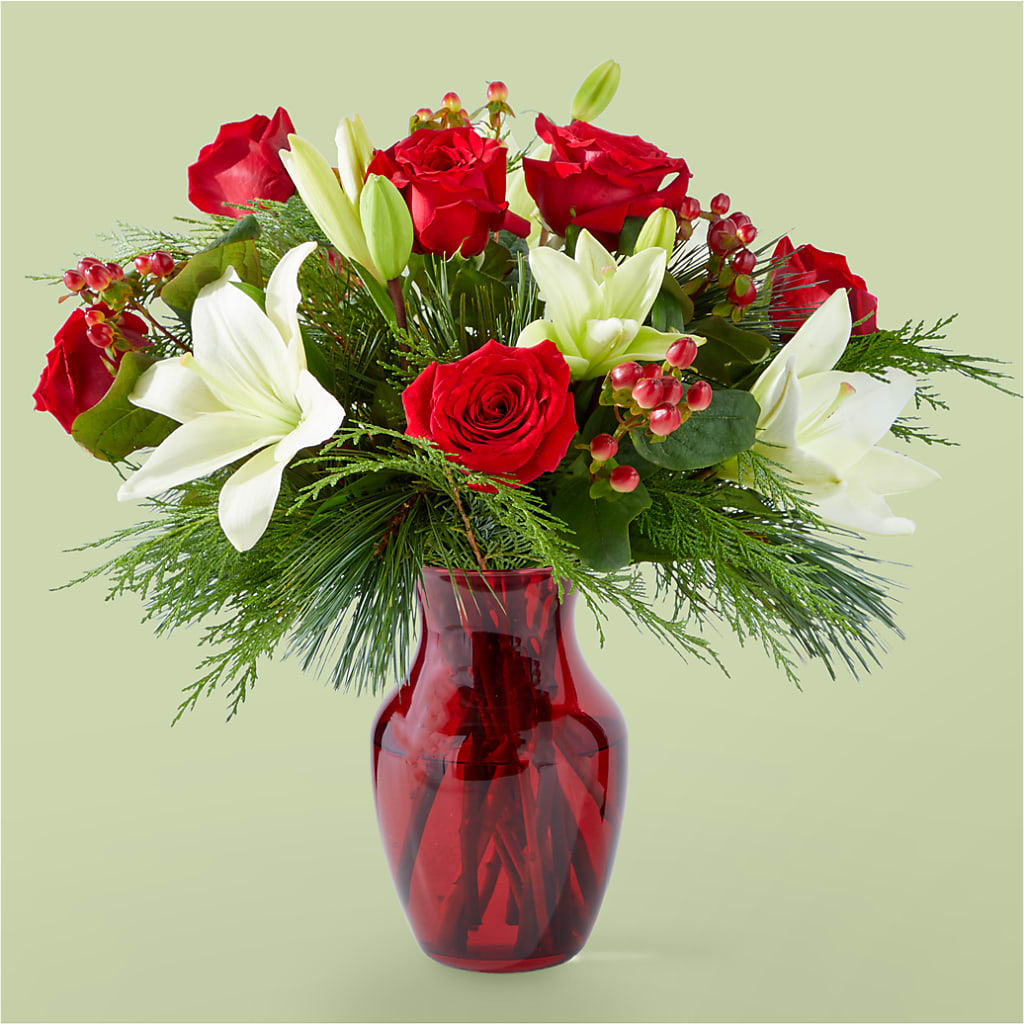 Evergreen Delight Bouquet – BELLE FLEURS & DESSINS, Lexington KY