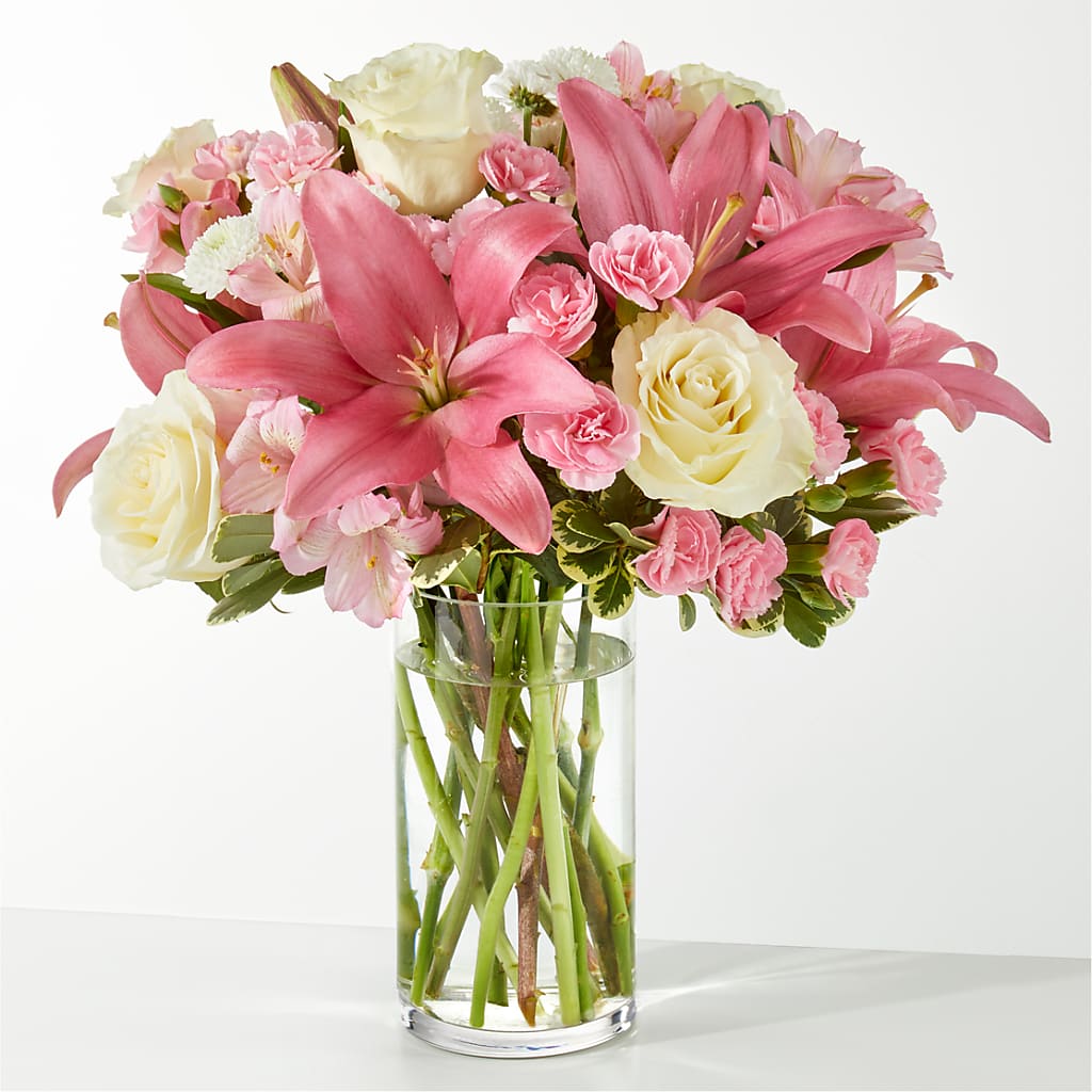 Piece of Cake Bouquet – BELLE FLEURS & DESSINS, Lexington KY
