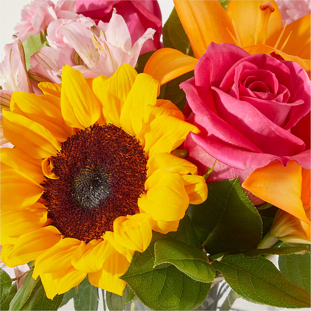In Full Swing Bouquet – BELLE FLEURS & DESSINS, Lexington KY