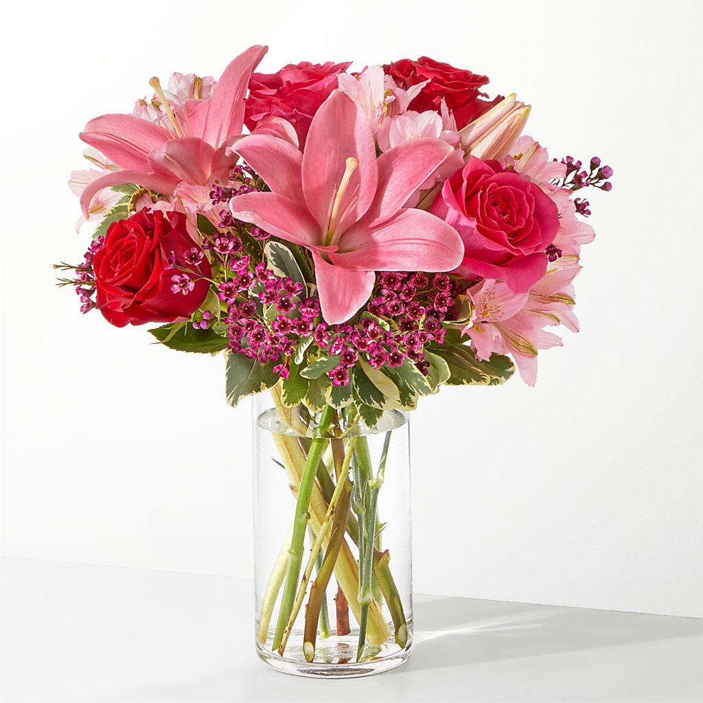 Lucky in Love Bouquet – BELLE FLEURS & DESSINS, Lexington KY
