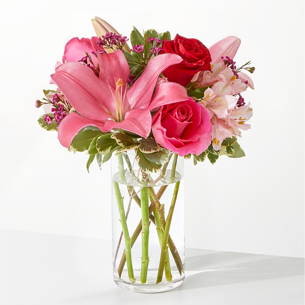 Lucky in Love Bouquet – BELLE FLEURS & DESSINS, Lexington KY