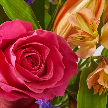 Joyful Bouquet – BELLE FLEURS & DESSINS, Lexington KY