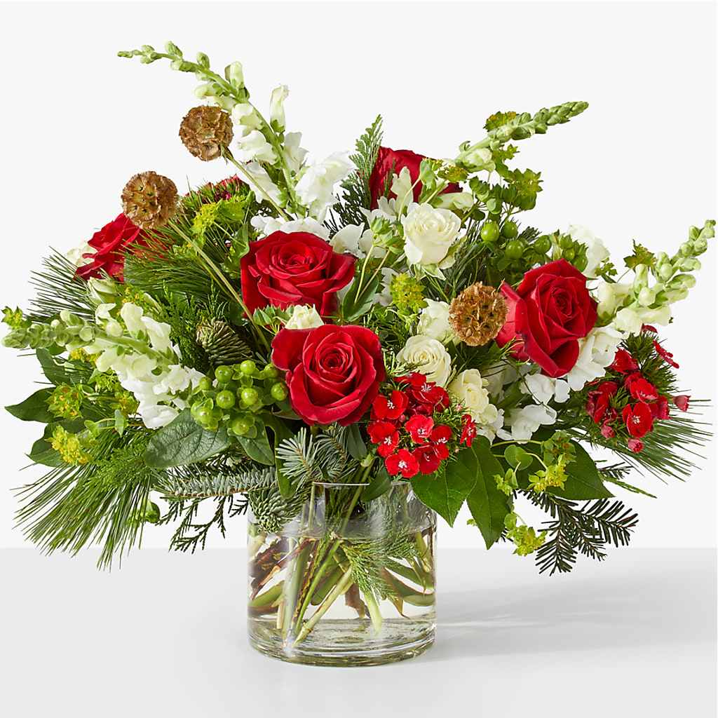 Deck the Halls Bouquet – BELLE FLEURS & DESSINS, Lexington KY