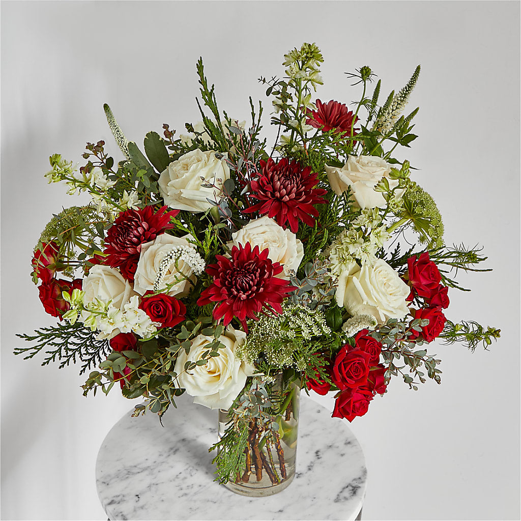 Favorite Traditions Bouquet – BELLE FLEURS & DESSINS, Lexington KY