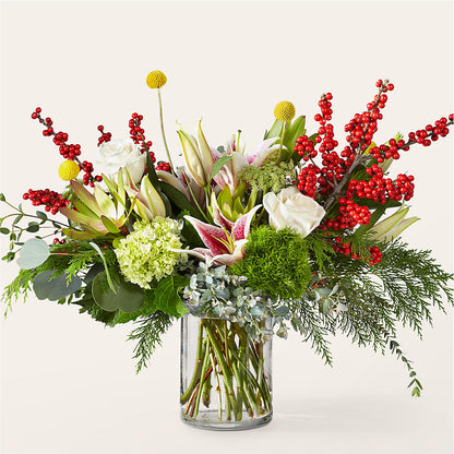 Berry & Bright Bouquet – BELLE FLEURS & DESSINS, Lexington KY