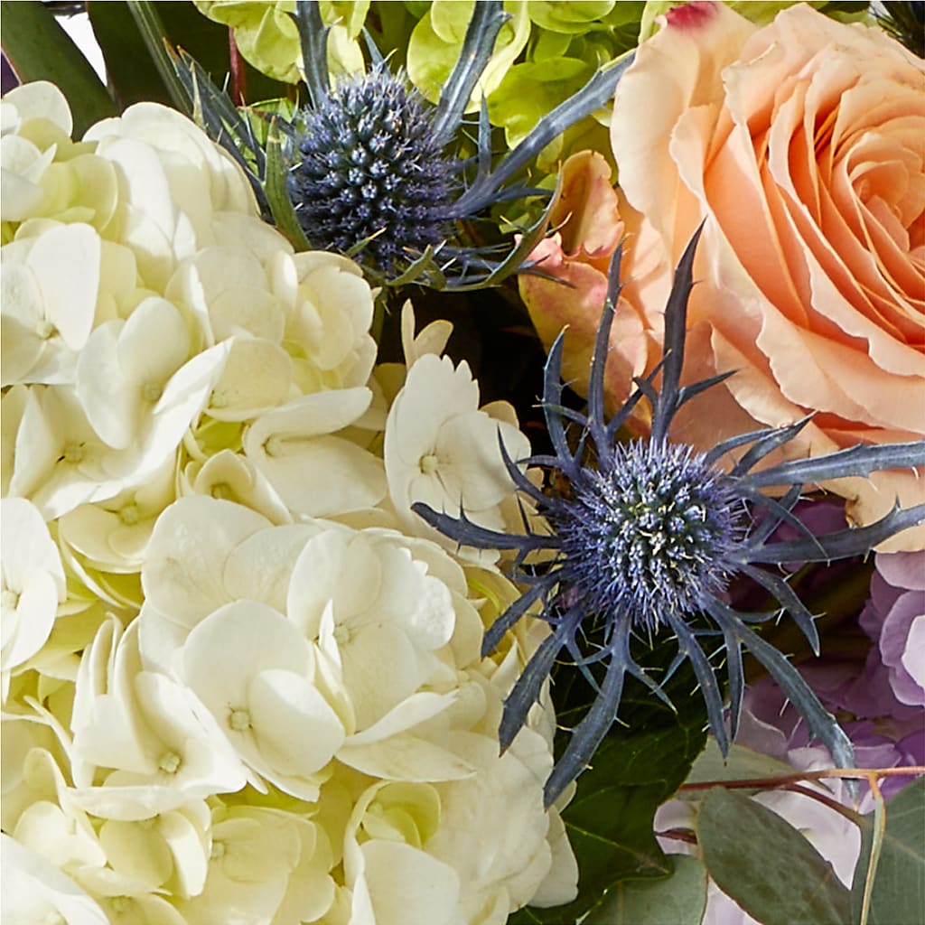 Porch Swing Bouquet – BELLE FLEURS & DESSINS, Lexington KY
