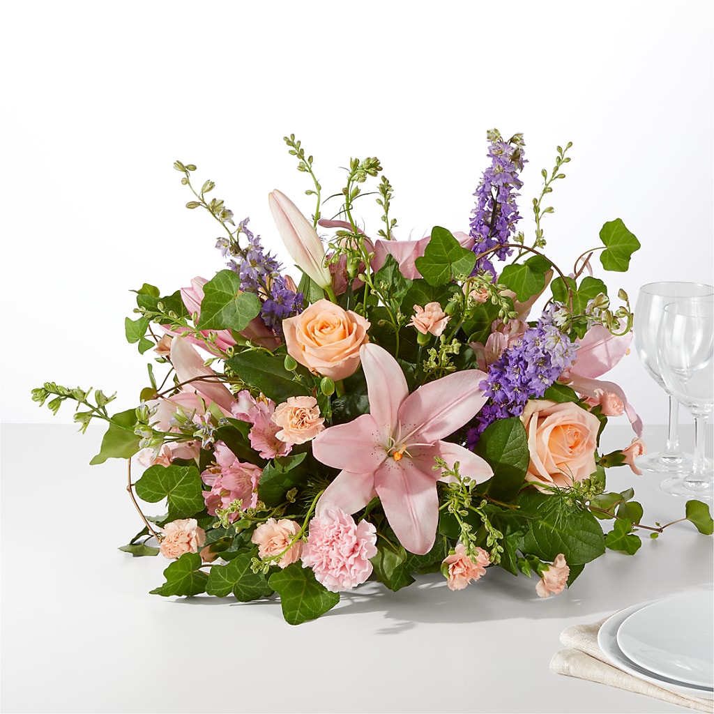 Blossom Time Centerpiece – BELLE FLEURS & DESSINS, Lexington KY