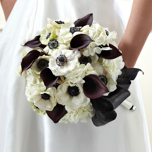 To Have and To Hold Bouquet – BELLE FLEURS & DESSINS, Lexington KY