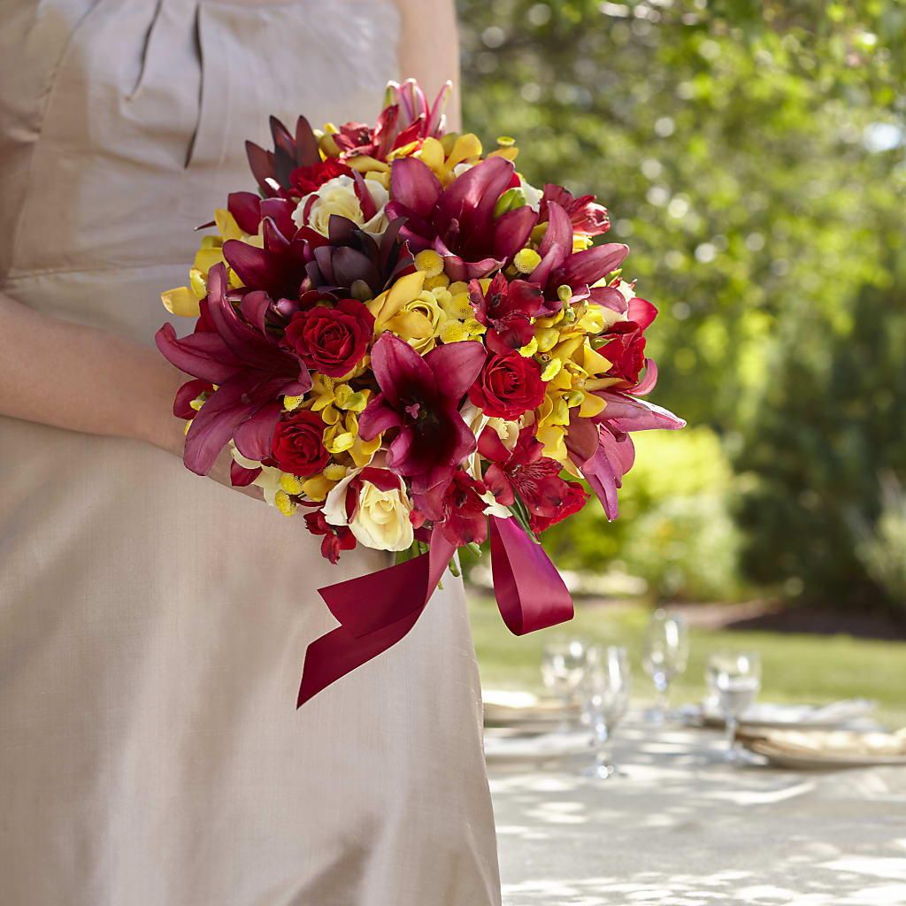 Sunningdale Bouquet – BELLE FLEURS & DESSINS, Lexington KY