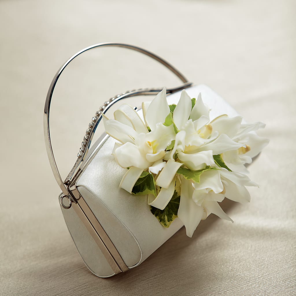 White Purse Decor – BELLE FLEURS & DESSINS, Lexington KY